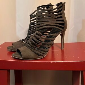 Brash brown open toe cut out size 8 1/2 high heels